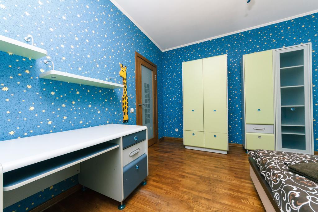 Apartment Two-storey Near Iec